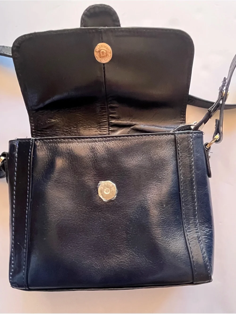 Navy 100% Leather Ashwood Crossbody Shoulder Strap Silver Accent Women’s Small